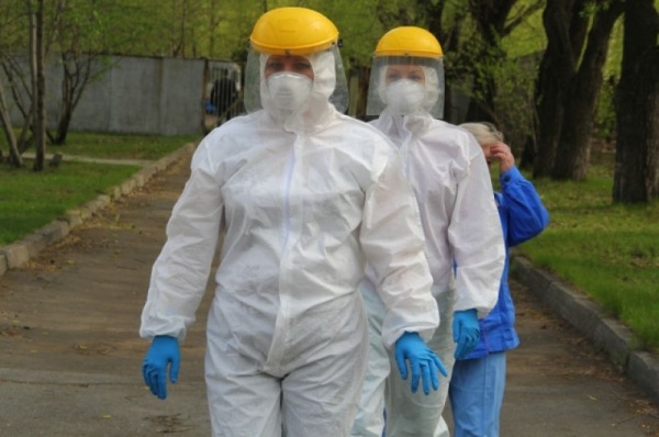 Омский парк «Зелёный остров» обработали от клещей