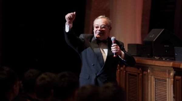 Праздник бравых мужчин: в Омске отмечают День защитника Отечества