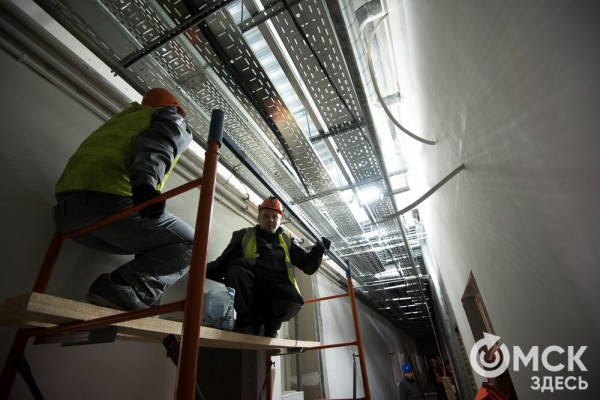 Фоторепортаж: как строят омский военный госпиталь на 100 мест