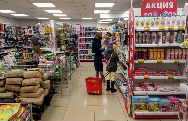 Антивирусная ревизия: в&nbsp;каких омских магазинах пренебрегают масками и&nbsp;завышают цены 