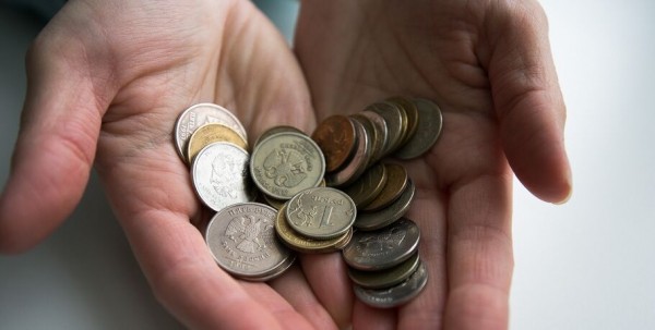Россиянам не выплатят апрельскую зарплату