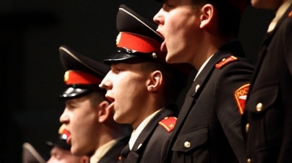 Праздник бравых мужчин: в Омске отмечают День защитника Отечества