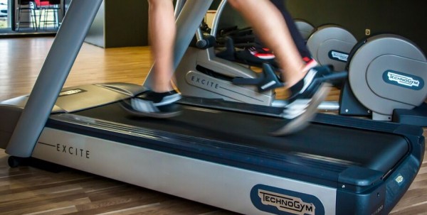 Фитнес-залы, бани и торговые центры откроются в Омске в последнюю очередь