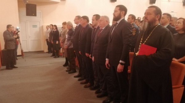 Депутат Дмитрий Павлов поздравил с инаугурацией нового главу Одесского района