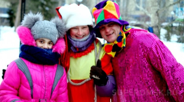 Мороз невелик, да стоять не велит: в Омске прошел многонациональный праздник «Елка дружбы»