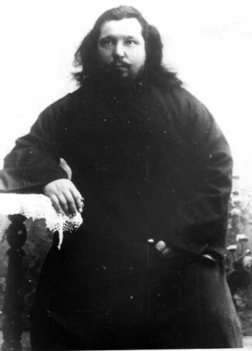 Как омский протодиакон стал народным артистом СССР