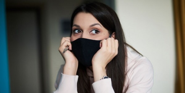 Омичей обяжут носить маски в магазинах и транспорте Омичей обяжут носить маски в магазинах и транспорте