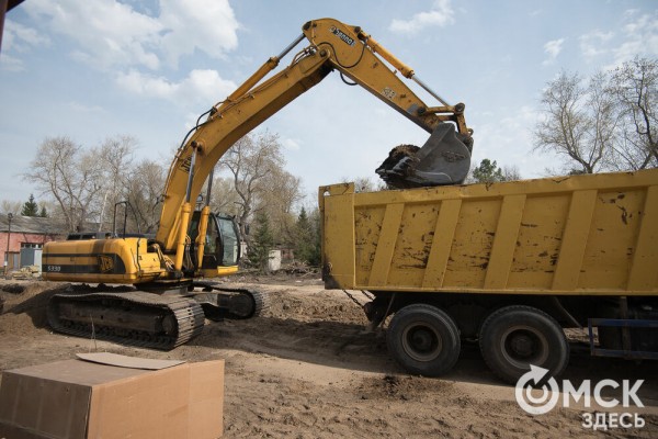 Фоторепортаж: как строят омский военный госпиталь на 100 мест