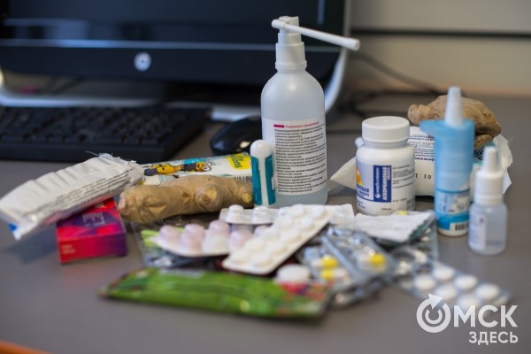 Поставщики лекарств наживаются на ажиотаже и придерживают популярные препараты