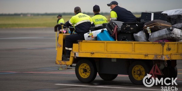 Авиабилеты из Омска в Москву подорожали более чем в два раза