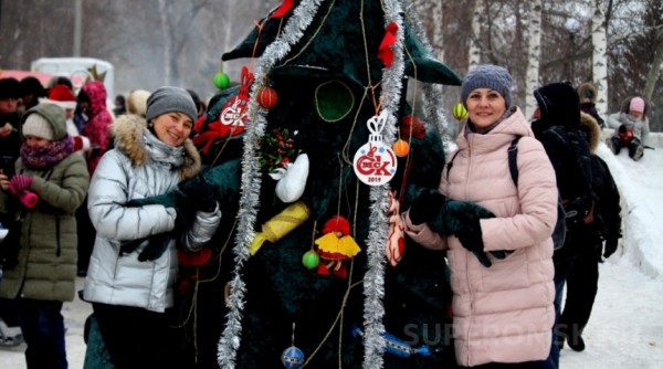 Мороз невелик, да стоять не велит: в Омске прошел многонациональный праздник «Елка дружбы»