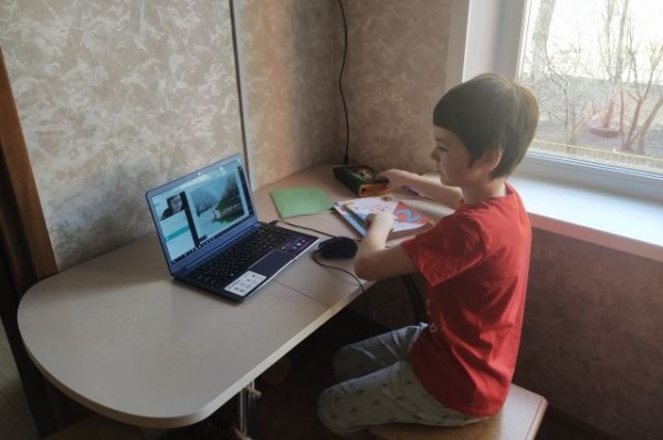 В Омске определят, как будет проходить учёба школьников с 13 апреля