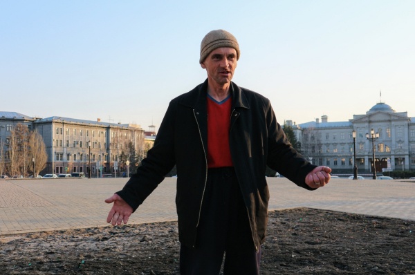 Самоизоляция под ударом: омичи снова толпами вышли на улицу, несмотря на запрет 