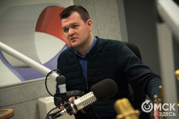 Единственный омич с чемпионским перстнем НХЛ: "Начинал в "Авангарде" с зарплатой в 40 тысяч"