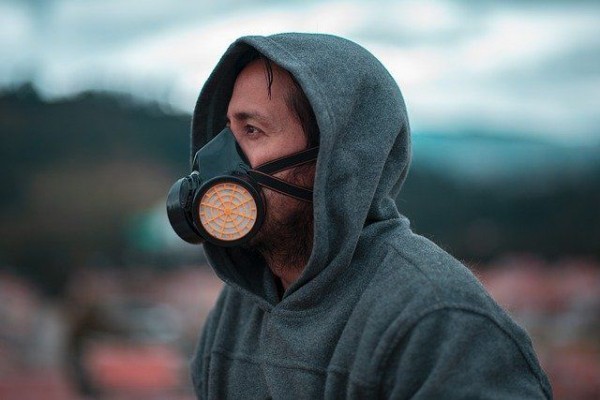 В Омске прилетели ещё 53 вахтовика из Якутии В Омске прилетели ещё 53 вахтовика из Якутии