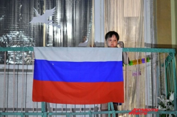 Омичи зажгли в своих окнах «Фонарики Победы» Омичи зажгли в своих окнах «Фонарики Победы»