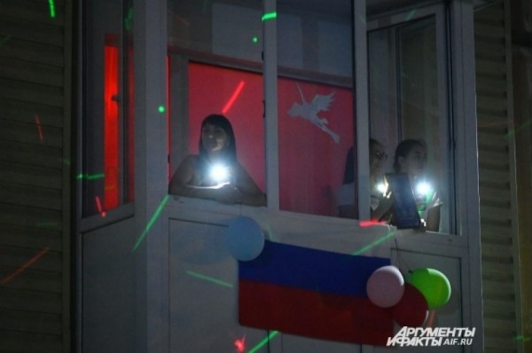 Всероссийская акция «Фонарики Победы» прошла и в Омске