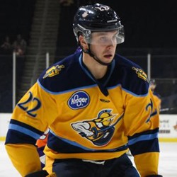 
        «Авангард» заключил контракт с защитником Алексеем Соловьёвым
      