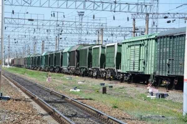 На омском ж/д транспорте растёт погрузка социально значимых товаров