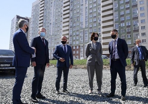 Бурков и Фадина съездили на строительство дороги-дублера