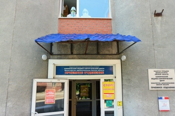 «Мы на войне, которую город не замечает». Как омские врачи борются с коронавирусом