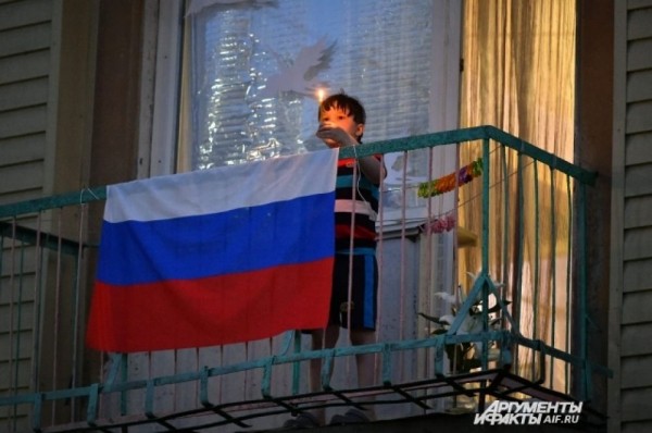 Всероссийская акция «Фонарики Победы» прошла и в Омске