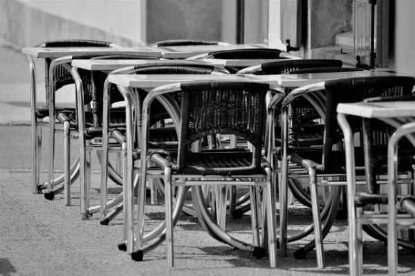 В Омске возобновляют работу летние веранды кафе и ресторанов