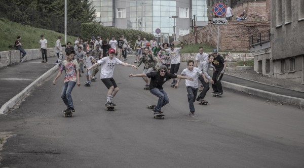 Встать на доску: о культуре скейтбординга в Омске