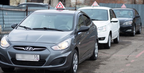 Омским автошколам разрешили работать с 4 июня