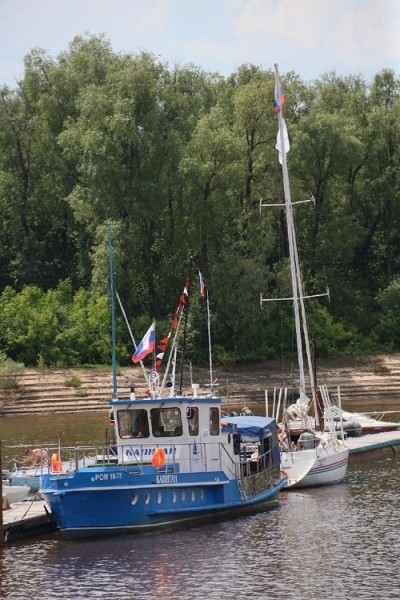 Флаги, песни, маски: как в Омске прошел День России?