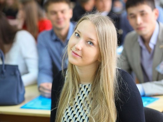Пресс-секретарем губернатора Омской области стала Алина Атаманенко Пресс-секретарем губернатора Омской области стала Алина Атаманенко