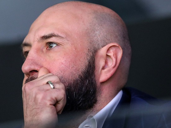 Дома у президента омского «Авангарда» проходит обыск