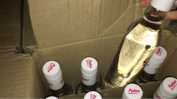 В Омске полицейские конфисковали 24 тысячи бутылок палёного спиртного