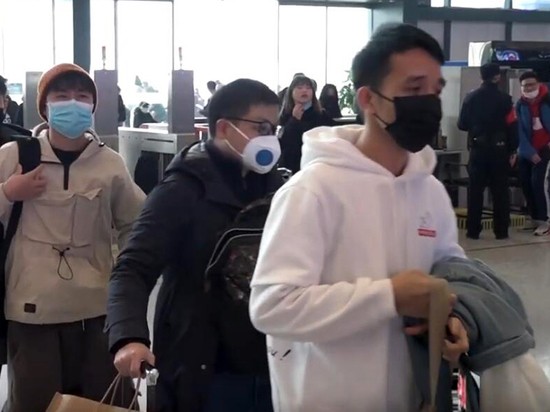 Новое расследование: в Китае давно знали о заразности смертельного коронавируса