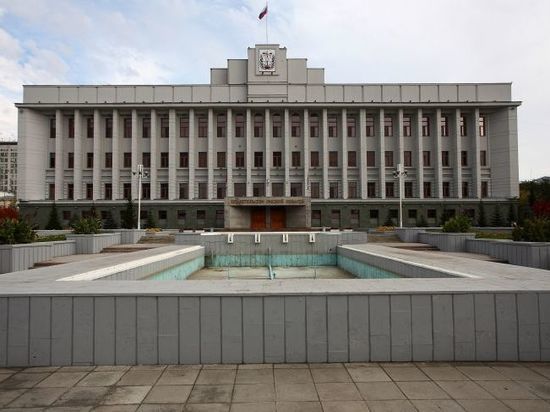 В Омской области продлили ограничения, связанные с коронавирусом