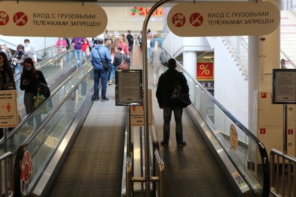 Тихое возвращение: как открылись торговые центры в Омске 