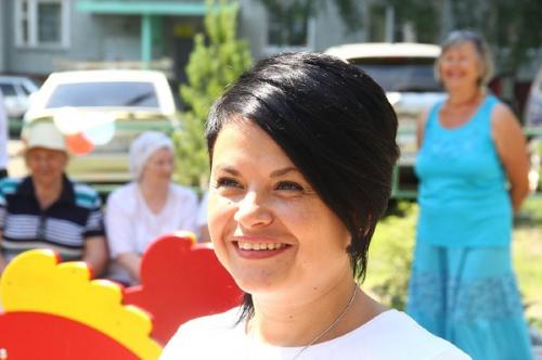 Флаги, песни, маски: как в Омске прошел День России?