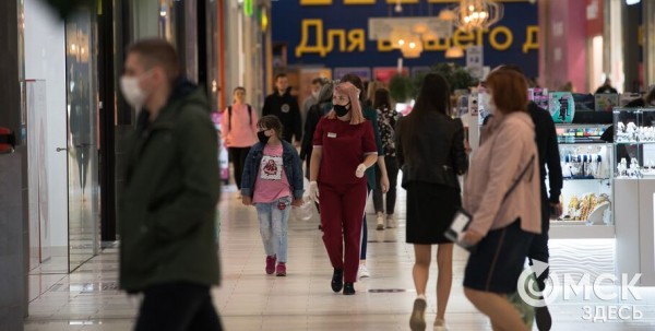 Торговым центрам запретили пускать посетителей без масок