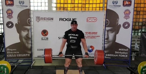 Омский стронгмен Шивляков одержал победу над англичанином Омский стронгмен Шивляков одержал победу над англичанином