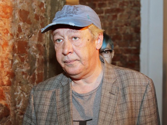 В видеообращении Михаил Ефремов умолчал о главном