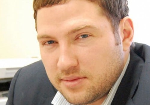 СМИ: рекламная фирма депутата Павлова «озолотится» на конституционном плебисците?