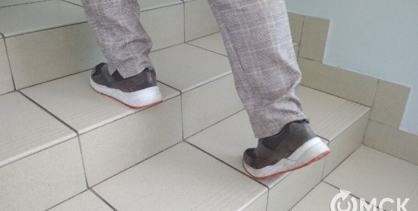 Тренер рассказала, чем заменить бег, если нельзя выйти на улицу