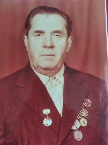 Человек чести и совести. Для тех, кто воевал, главное в жизни - семья