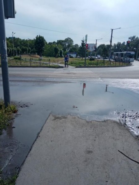 В Омске «гаишники» просто «обожают» беспредельничать… Особенно после дождя