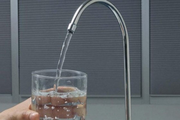 В Омской области жителям Камышино-Курского поселения вернут питьевую воду В Омской области жителям Камышино-Курского поселения вернут питьевую воду