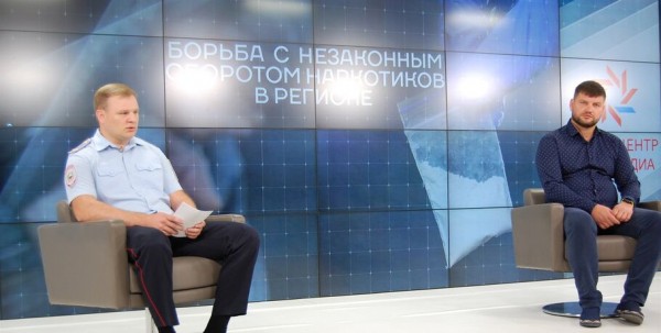 "Крокодил" и надписи несут смертельную опасность для жителей Омской области "Крокодил" и надписи несут смертельную опасность для жителей Омской области