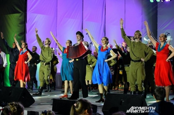 Торжество в честь присвоения Омску звания Города трудовой доблести