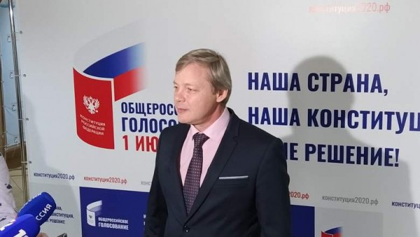 В голосовании по поправкам в Конституцию приняли участие уже 56% омичей 