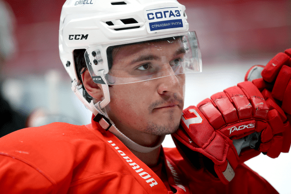 
        ПОДСЛУШАНО: как «Авангард» начал подготовку к сезону (ФОТО+ВИДЕО)
      