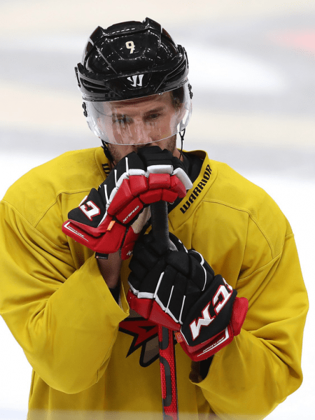 
        ПОДСЛУШАНО: «Авангард» во время эпидемии. Продолжаем тренировки (ФОТО+ВИДЕО)
      